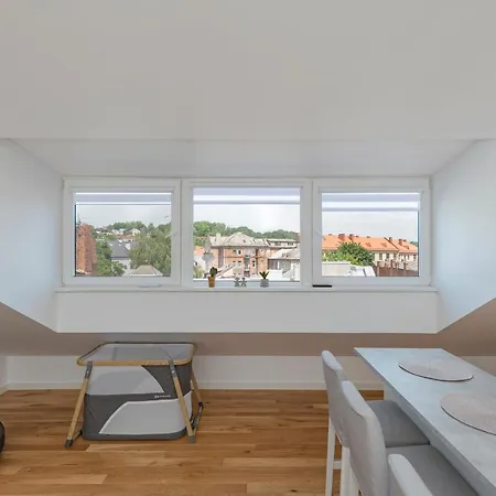 White 1 Bd Old Town Apartment By Domvia *