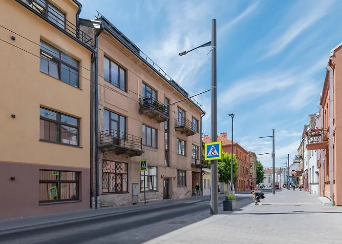 Apartment White 1 Bd Old Town Apartment By Domvia